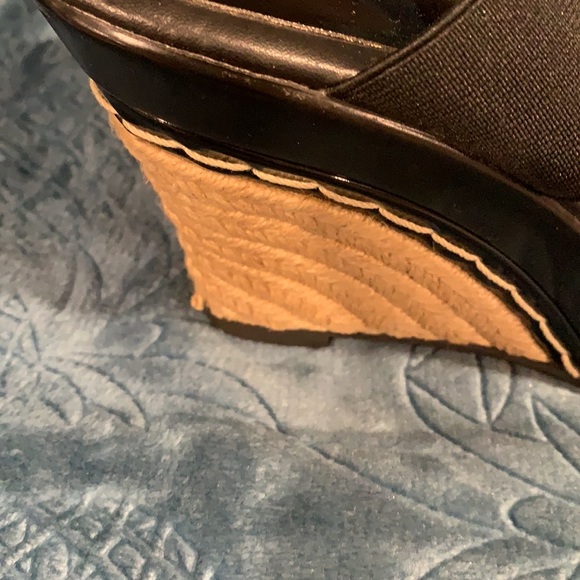 Black sandals - Charles David brand - size 9 - Picture 3 of 6